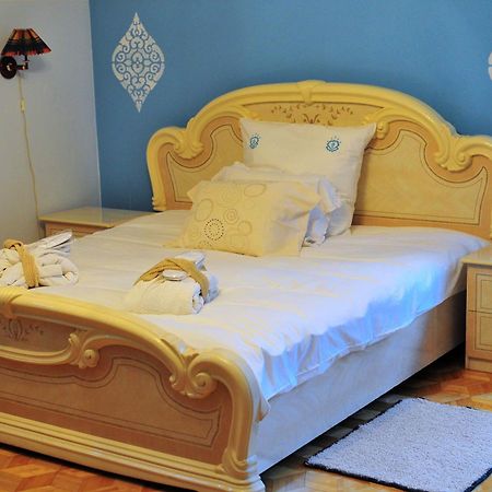 Hotel Villa Hubertus Kutno Bagian luar foto