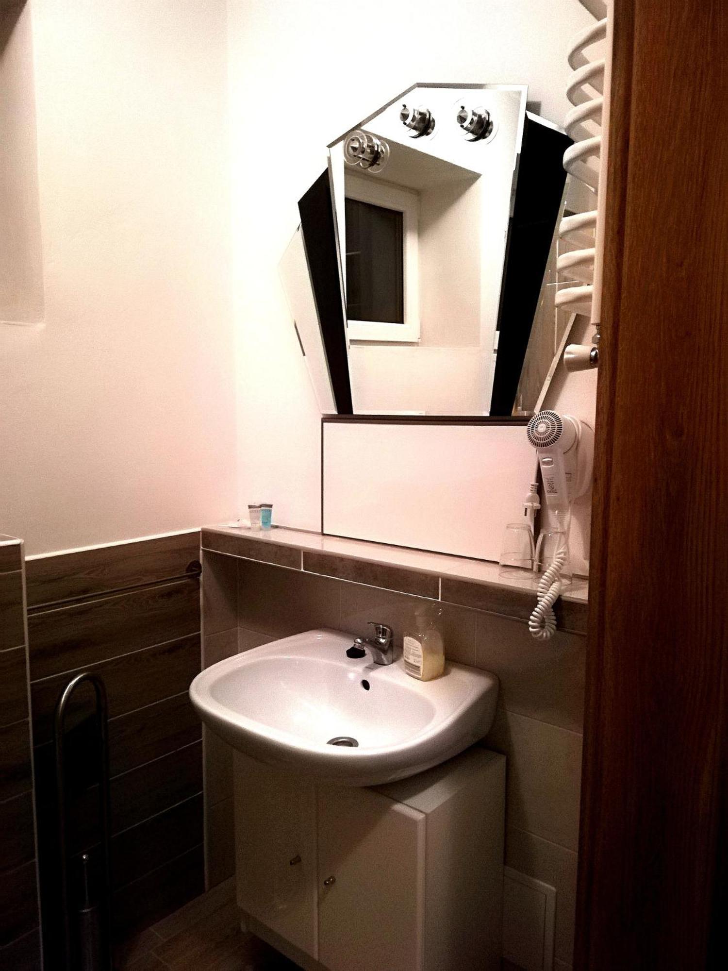 Hotel Villa Hubertus Kutno Ruang foto